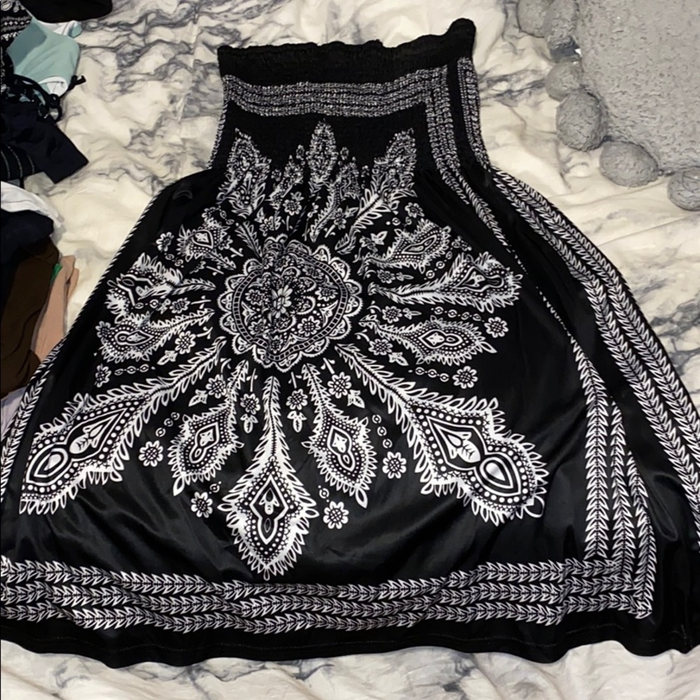 Black and White Strapless Sundress